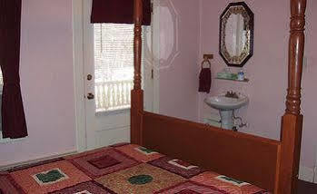 Cassadaga Hotel And Spiritual Center מראה חיצוני תמונה